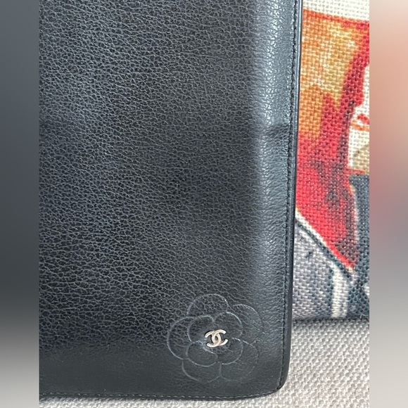 ⭐️COA⭐️CHANEL Long wallet⭐️Butterfly Camellia COCO Mark Calf-Skin⭐️Gorgeous⭐️ - Picture 6 of 13
